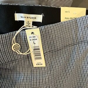 Max Studio Black and White Checkered Pants